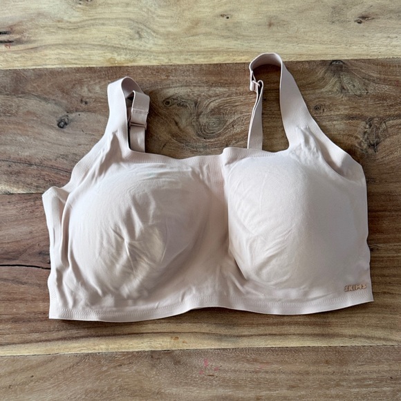 SKIMS Other - SKIMS | Naked Scoop Bralette/Bra | Sand | Wireless | L-DD